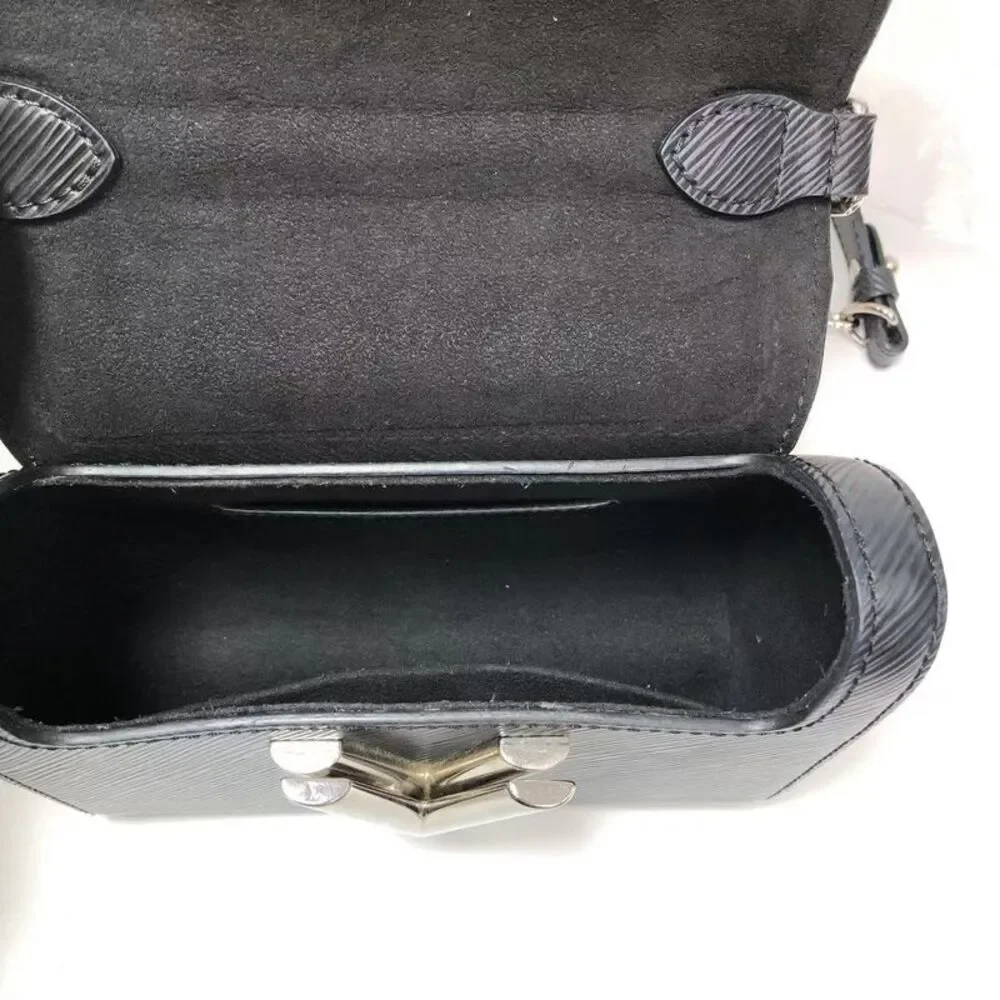 Louis Vuitton Women Pre-Loved Bag Very Good Condition